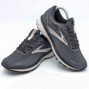 Brooks Ghost 13 Womens Size 8.5 B Black Pearl / Hushed Violet 1203381B062